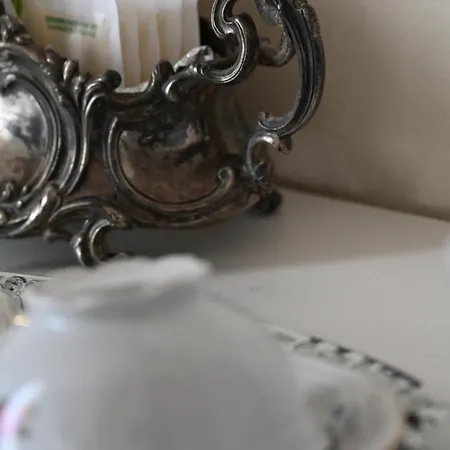 Residenza D'epoca Cavaliere - Romantic Maison d'hôtes Bibbona