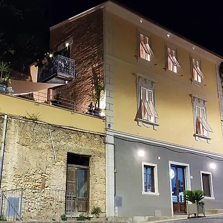 Residenza D'epoca Cavaliere - Romantic Pensión